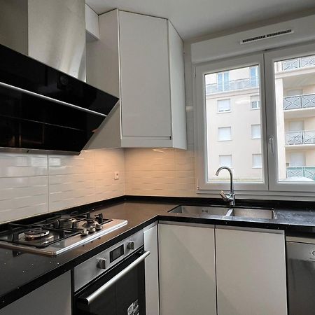 Location 3 Chambres Spacieuses Dans Appartment 2 Mn Rer Bussy Saint Georges Dış mekan fotoğraf