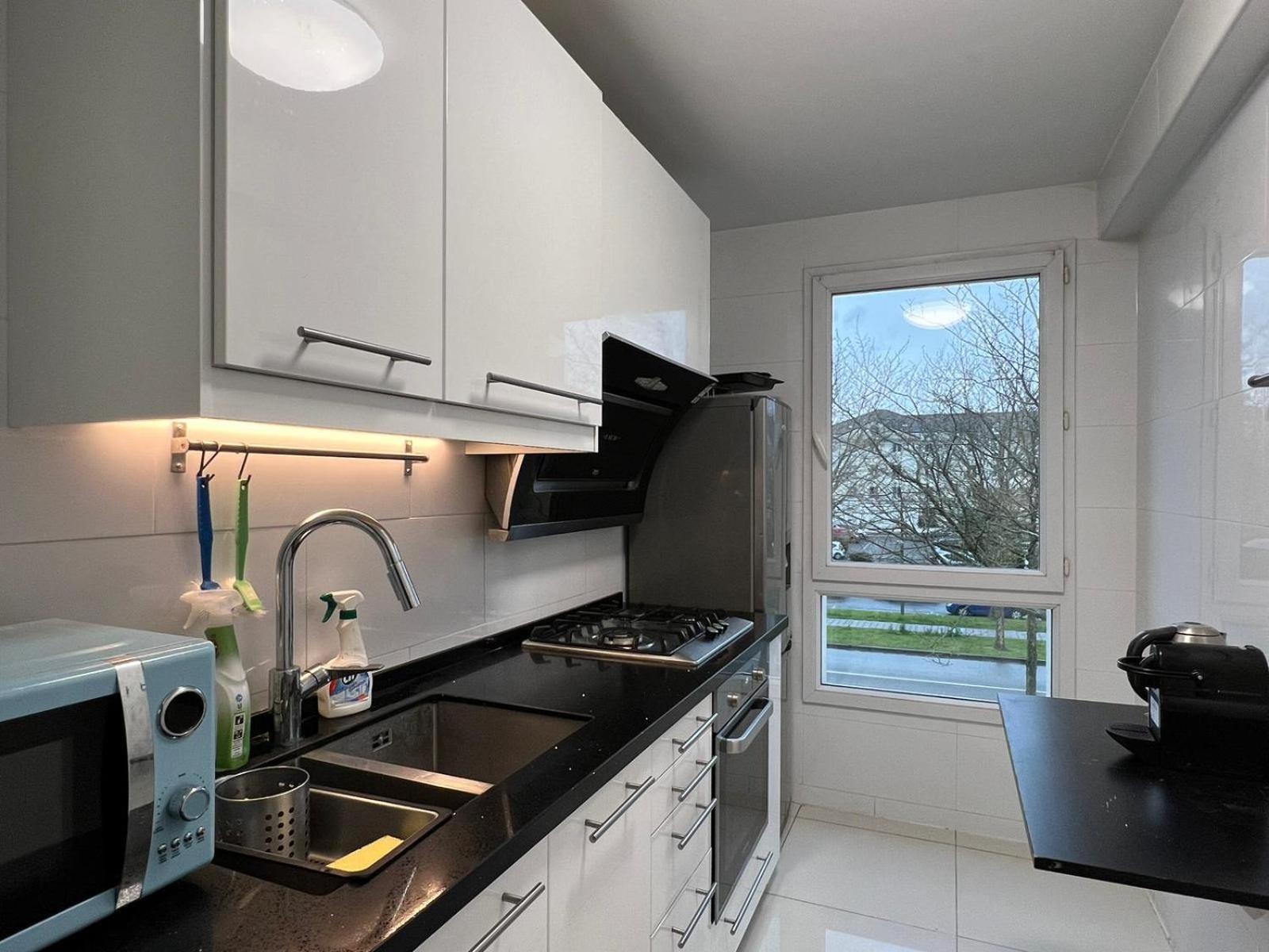 Location 3 Chambres Spacieuses Dans Appartment 2 Mn Rer Bussy Saint Georges Dış mekan fotoğraf