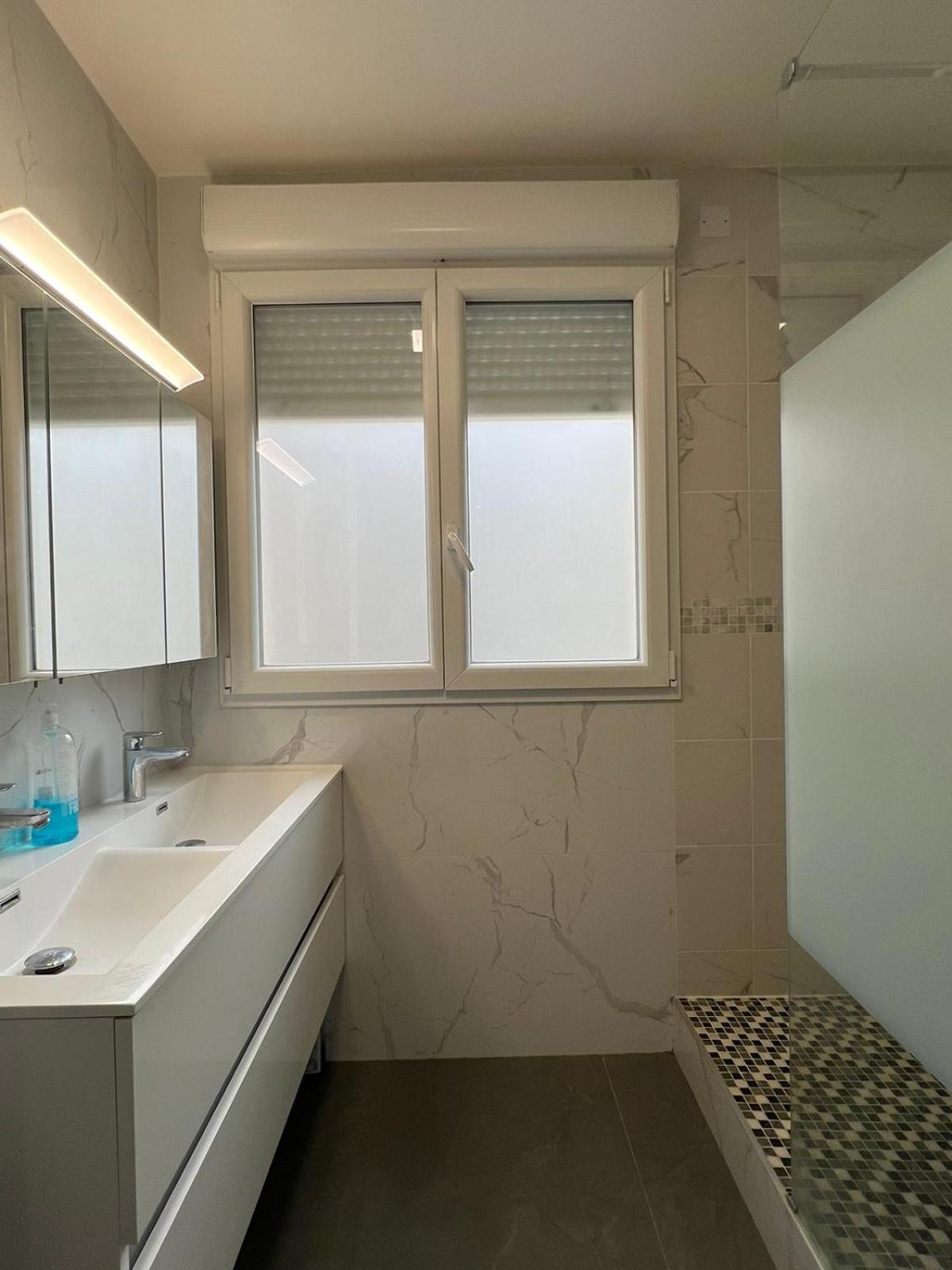 Location 3 Chambres Spacieuses Dans Appartment 2 Mn Rer Bussy Saint Georges Dış mekan fotoğraf